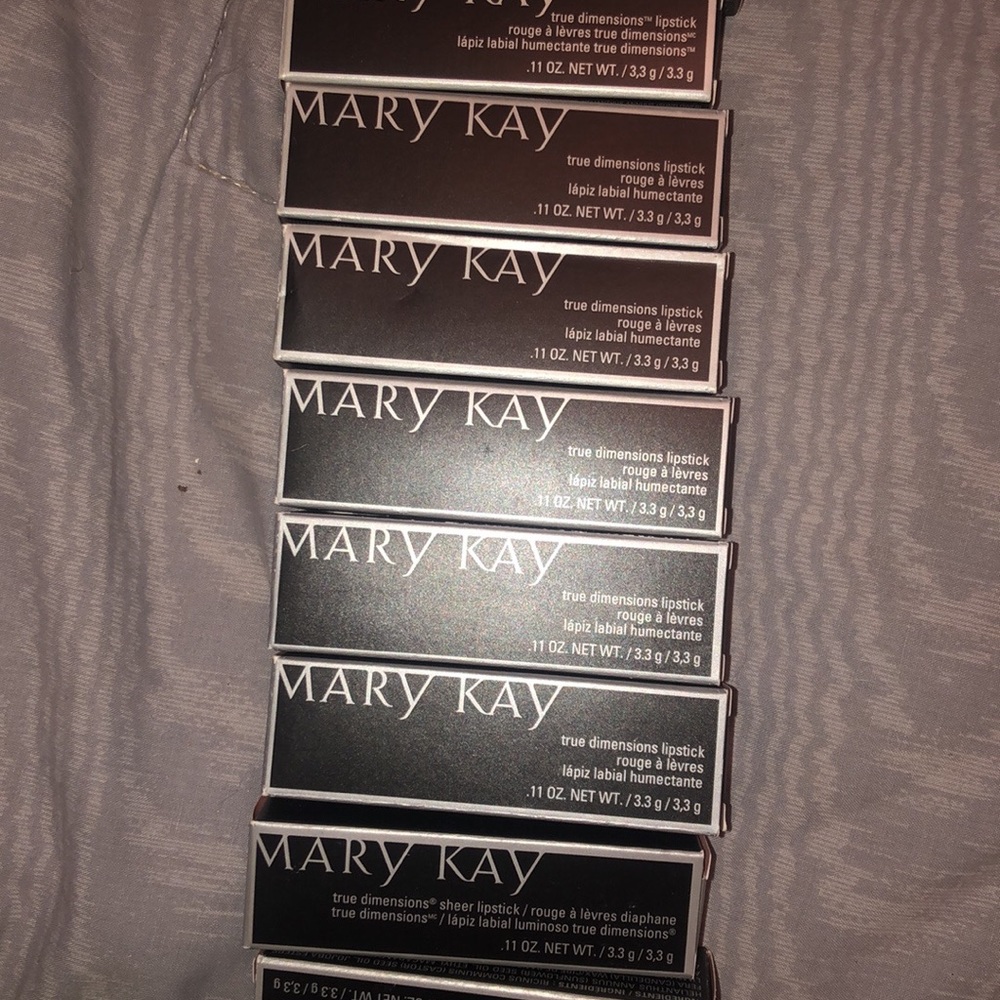 Lipstick and gloss bundle